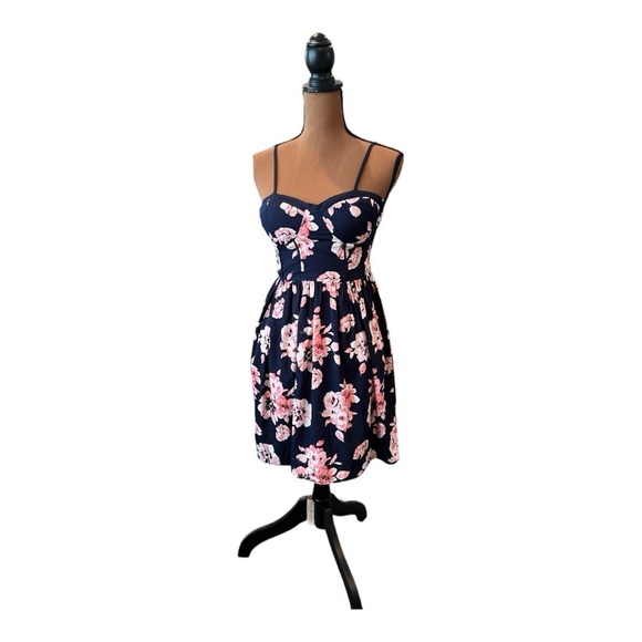 NWT Band of Gypsies Blue Pink Floral Dress Size Small - Picture 1 of 5